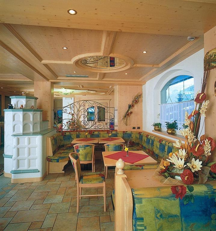 Piccolo Hotel Canazei Esterno foto